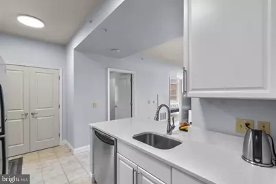 11760 Sunrise Valley Drive #905, Reston, VA 20191 - Photo 7