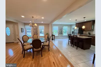10802 Hunt Club Road, Reston, VA 20190 - Photo 3
