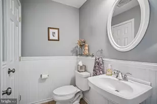 5960 O'Hara Landing Ct, Burke, VA 22015 - Photo 25
