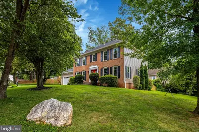 8995 Parliament Drive, Burke, VA 22015 - Photo 5