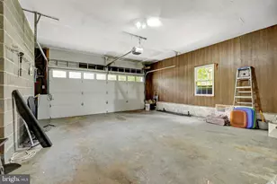 8995 Parliament Dr, Burke, VA 22015 - Photo 25