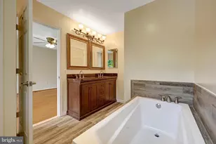 8995 Parliament Dr, Burke, VA 22015 - Photo 31