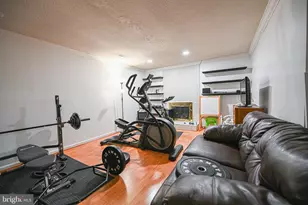 7377 Montcalm Dr, McLean, VA 22102 - Photo 27