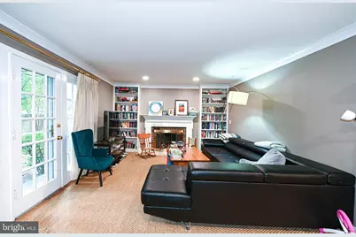 7377 Montcalm Drive, McLean, VA 22102 - Photo 11