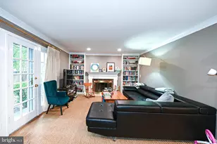7377 Montcalm Dr, McLean, VA 22102 - Photo 11