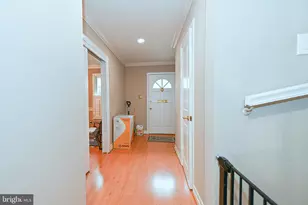 7377 Montcalm Dr, McLean, VA 22102 - Photo 5