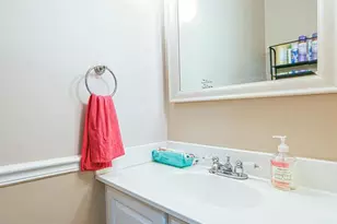 7377 Montcalm Dr, McLean, VA 22102 - Photo 13