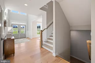 9435 Old Courthouse Rd, Vienna, VA 22182 - Photo 17