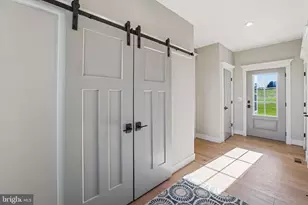 9435 Old Courthouse Rd, Vienna, VA 22182 - Photo 47
