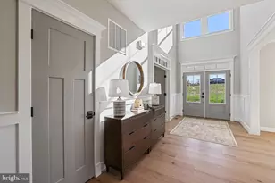 9435 Old Courthouse Rd, Vienna, VA 22182 - Photo 5