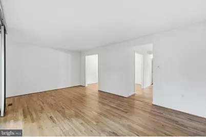 7039 Bradwood Court, Springfield, VA 22151 - Photo 13