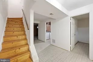 7039 Bradwood Ct, Springfield, VA 22151 - Photo 45