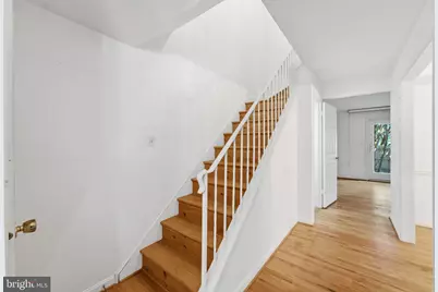 7039 Bradwood Court, Springfield, VA 22151 - Photo 7