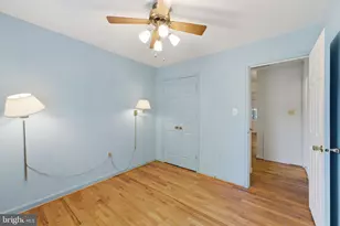 7039 Bradwood Ct, Springfield, VA 22151 - Photo 19