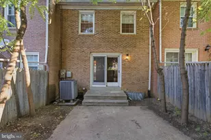7039 Bradwood Ct, Springfield, VA 22151 - Photo 49