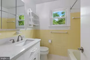 1323 Mayflower Dr, McLean, VA 22101 - Photo 17