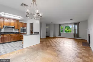 1323 Mayflower Dr, McLean, VA 22101 - Photo 7
