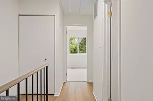 1005 Saber Ln, Herndon, VA 20170 - Photo 31