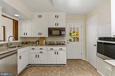 6011 Hibbling Avenue, Springfield, VA 22150 - Photo 13