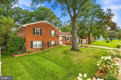 6011 Hibbling Avenue, Springfield, VA 22150 - Photo 7