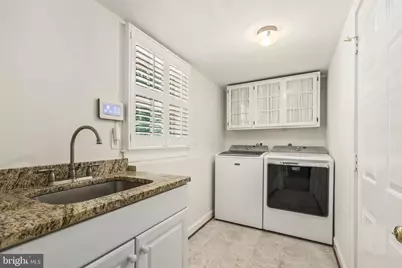 11294 Chinn House Drive, Fairfax Station, VA 22039 - Photo 23