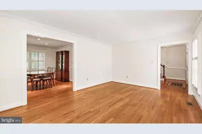 11294 Chinn House Drive, Fairfax Station, VA 22039 - Photo 9