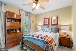14201 Upperridge Ct, Centreville, VA 20121 - Photo 21