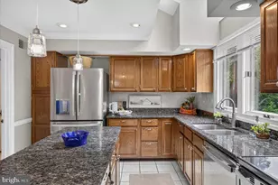 6300 Lee Forest Path, Centreville, VA 20120 - Photo 21