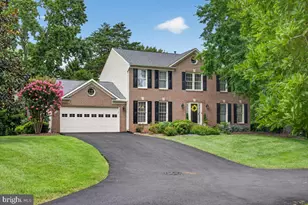 6300 Lee Forest Path, Centreville, VA 20120 - Photo 5