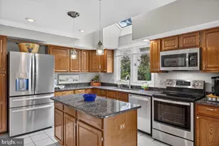 6300 Lee Forest Path, Centreville, VA 20120 - Photo 19