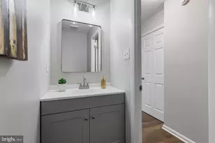 2256 Gunsmith Square, Reston, VA 20191 - Photo 19