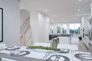 13896 Aviation Pl, Herndon, VA 20171 - Photo 9