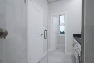 13896 Aviation Pl, Herndon, VA 20171 - Photo 17