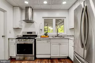6323 Howe Pl, Springfield, VA 22150 - Photo 5