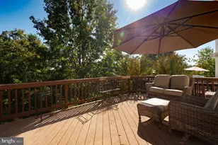 5155 Ballycastle Cir Circle, Alexandria, VA 22315 - Photo 5