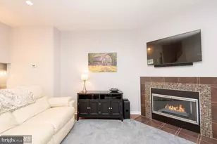 3070 Madden Ct, Herndon, VA 20171 - Photo 5