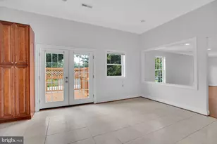 5017 Laburch Ln, Annandale, VA 22003 - Photo 11