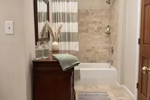 6034 Chesterbrook Rd, McLean, VA 22101 - Photo 21