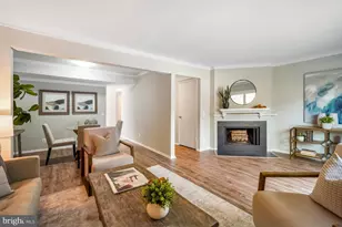 2467 Glengyle Dr, Vienna, VA 22181 - Photo 15