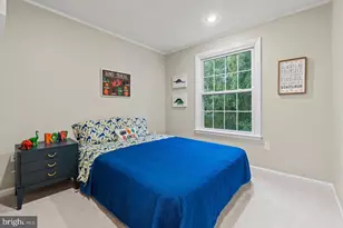 6141 Summer Park Ln, Alexandria, VA 22315 - Photo 13