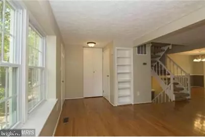 11556 Ivy Bush Court, Reston, VA 20191 - Photo 9