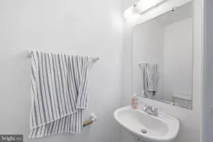 14455 Turin Ln, Centreville, VA 20121 - Photo 17