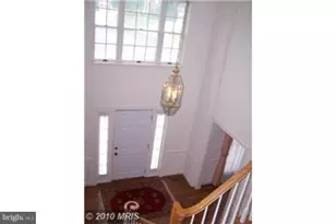 2501 Halterbreak Ct, Herndon, VA 20171 - Photo 3