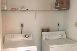 2501 Halterbreak Ct, Herndon, VA 20171 - Photo 21