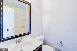 14536 Castleford Ct, Centreville, VA 20121 - Photo 13