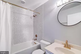 14536 Castleford Ct, Centreville, VA 20121 - Photo 15