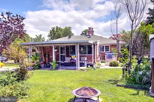 8100 Carlyle Pl, Alexandria, VA 22308 - Photo 9