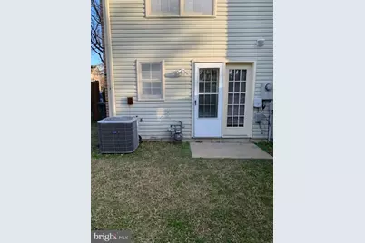7834 Liberty Springs Circle, Alexandria, VA 22306 - Photo 3