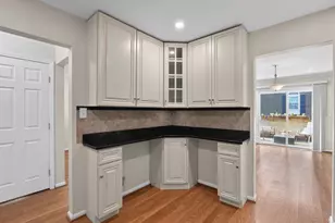 7740 Bristol Square Ct, Springfield, VA 22153 - Photo 13