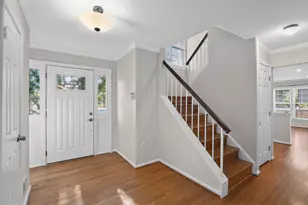 7740 Bristol Square Ct, Springfield, VA 22153 - Photo 3